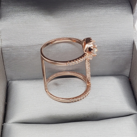 Round White Diamond Simulants Rose Gold - 925 Sterling Silver Halo Ring - Picture 2 of 5